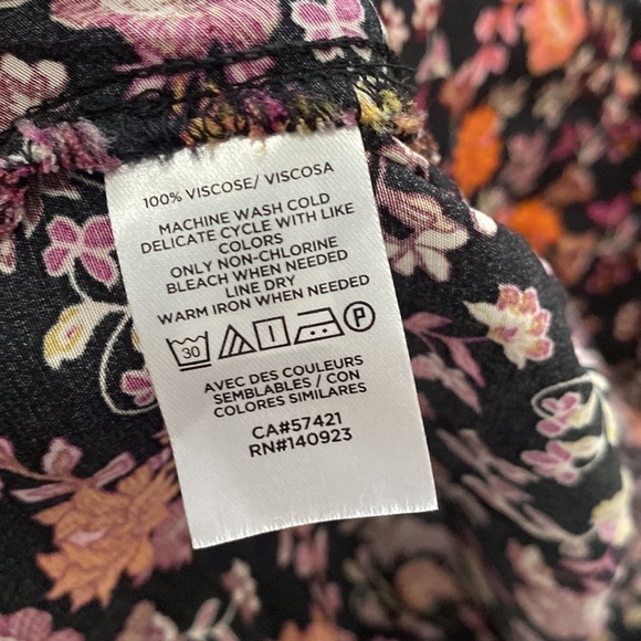 Loft fall floral short sleeveless blouse. - Picture 12 of 13